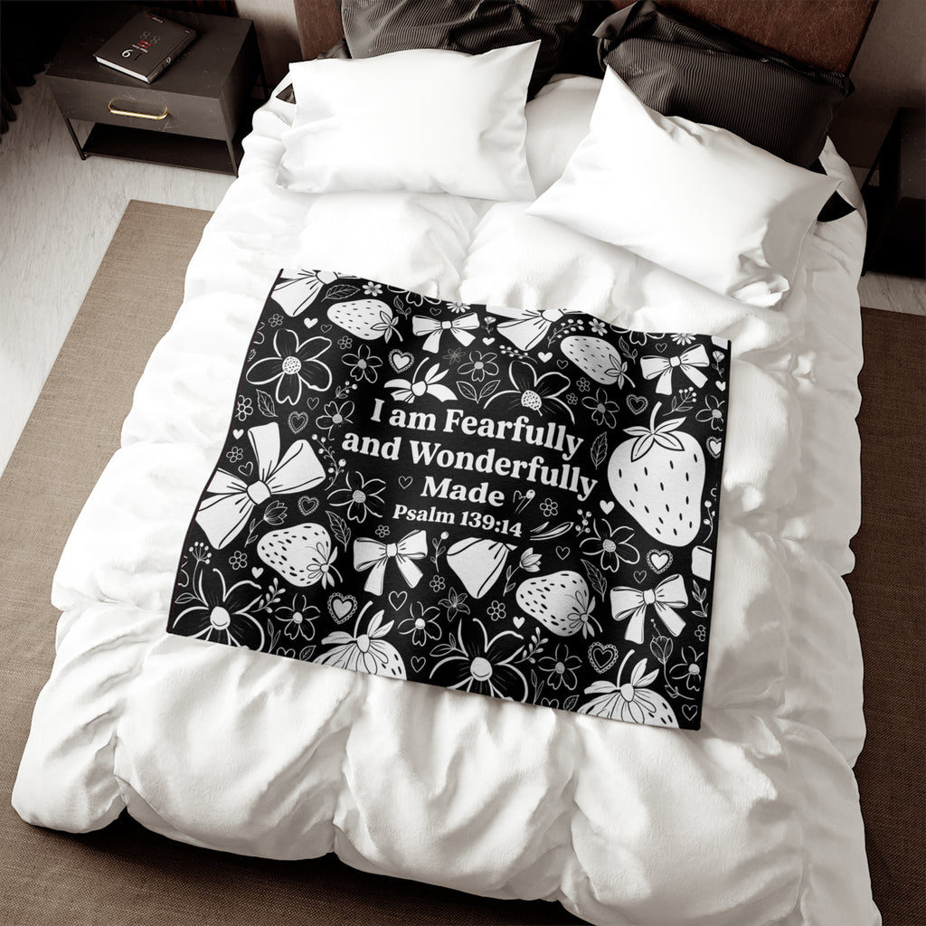 Psalm 139:14 Sweatshirt Blanket — "I Am Fearfully and Wonderfully Made" Floral Strawberry Prayer Throw